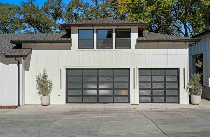 garage door